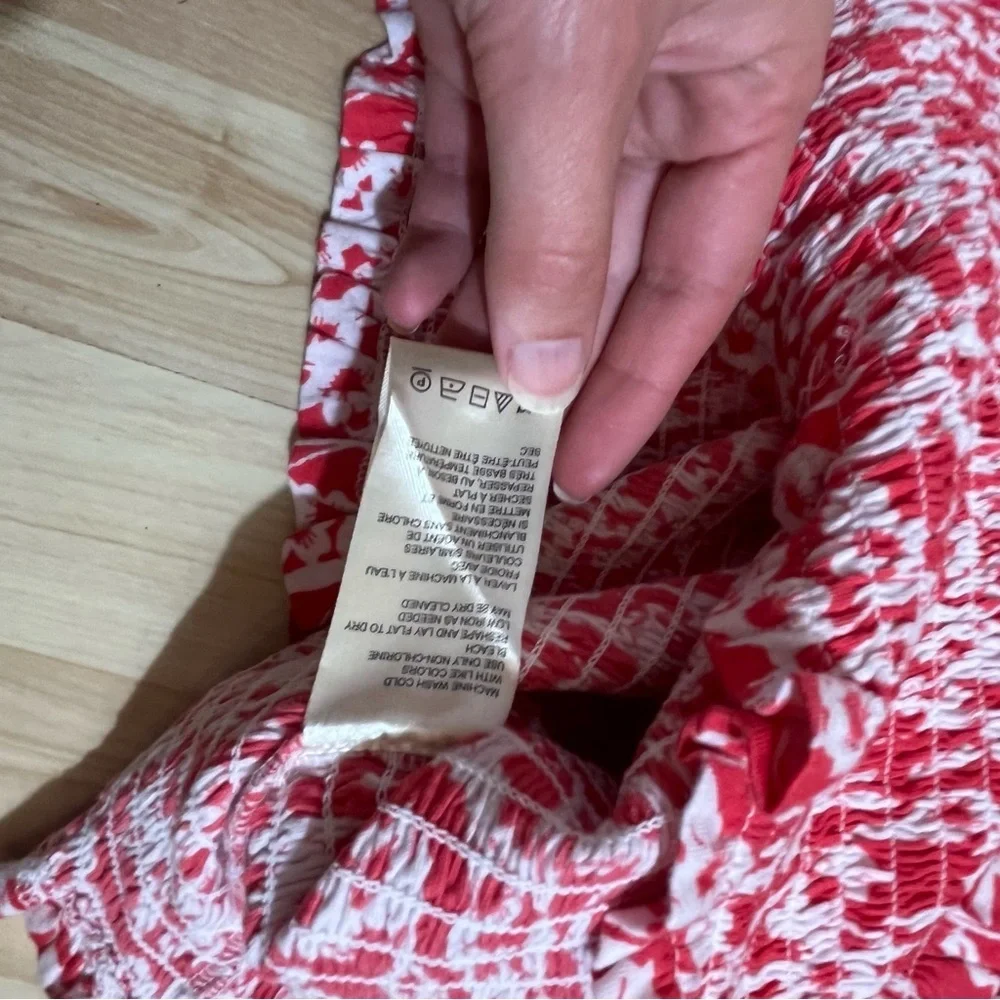 Anthropologie Smocked Eyelet Top Red Floral Blouse Size Medium